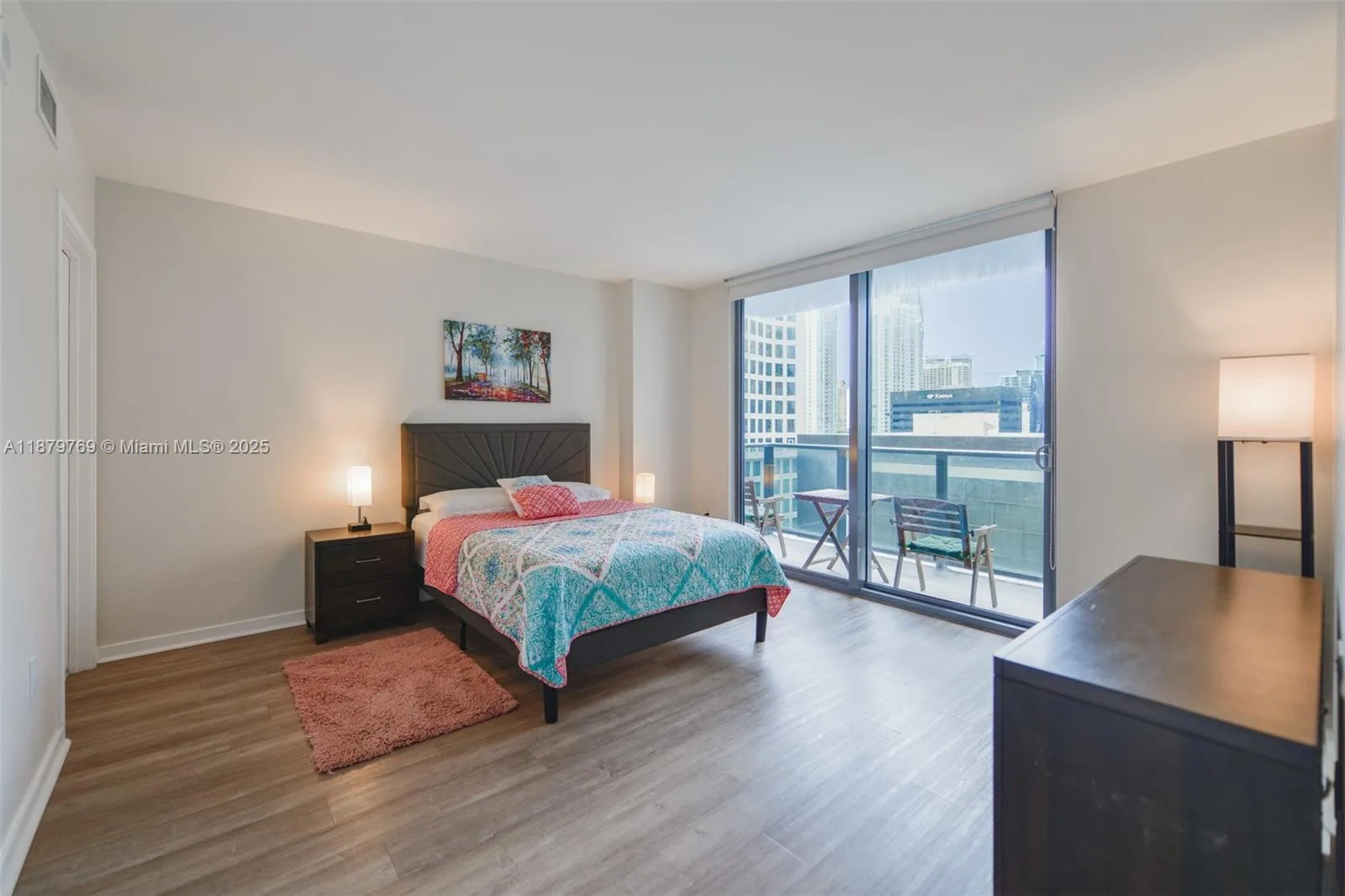 31 SE 6th St # 1807, Miami, FL 33131 photo 13
