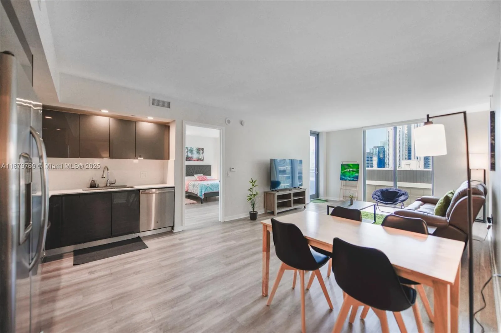 31 SE 6th St # 1807, Miami, FL 33131 photo 9