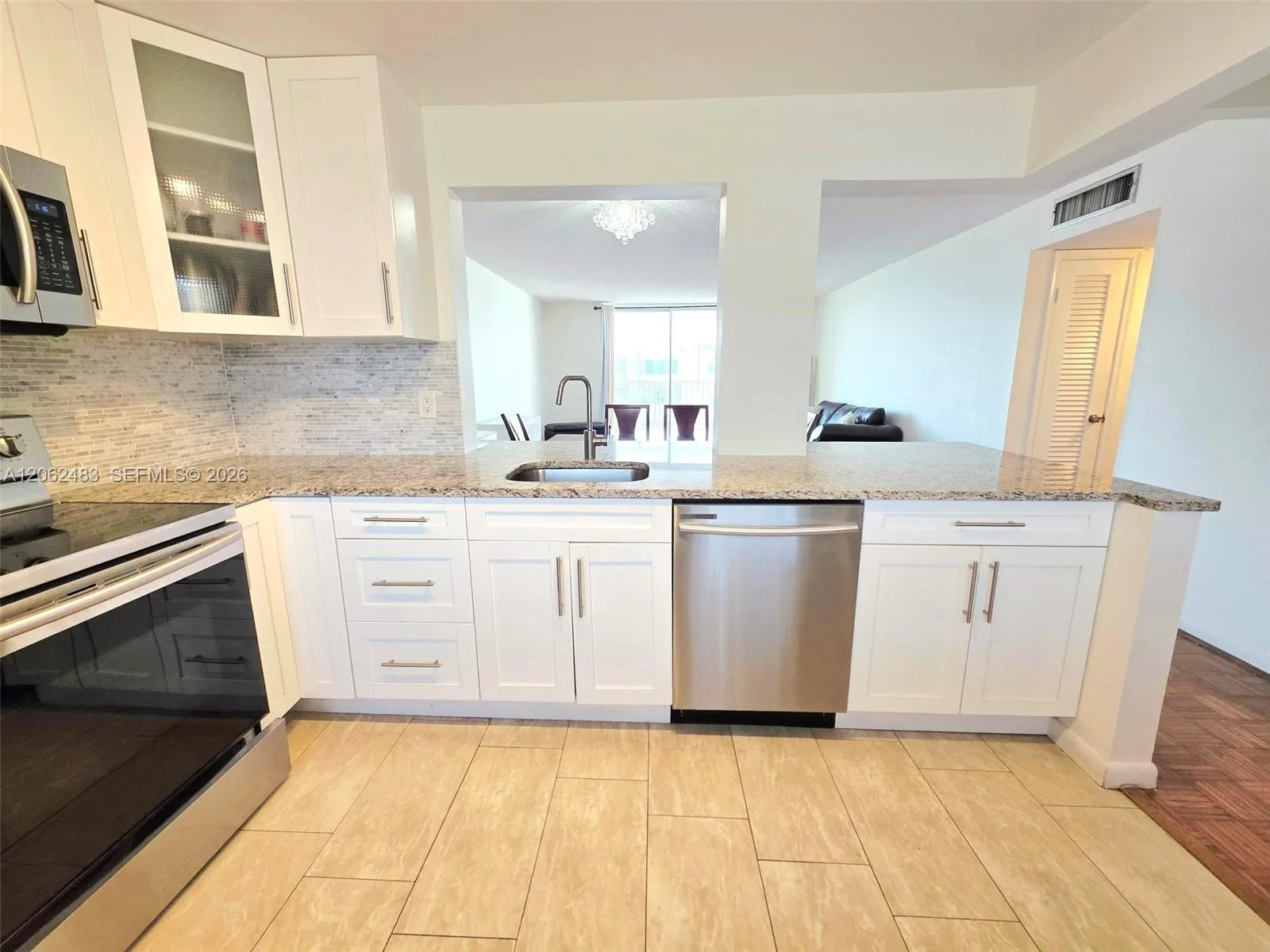 319 NE 14th Ave # 702, Hallandale Beach, FL 33009 photo 6
