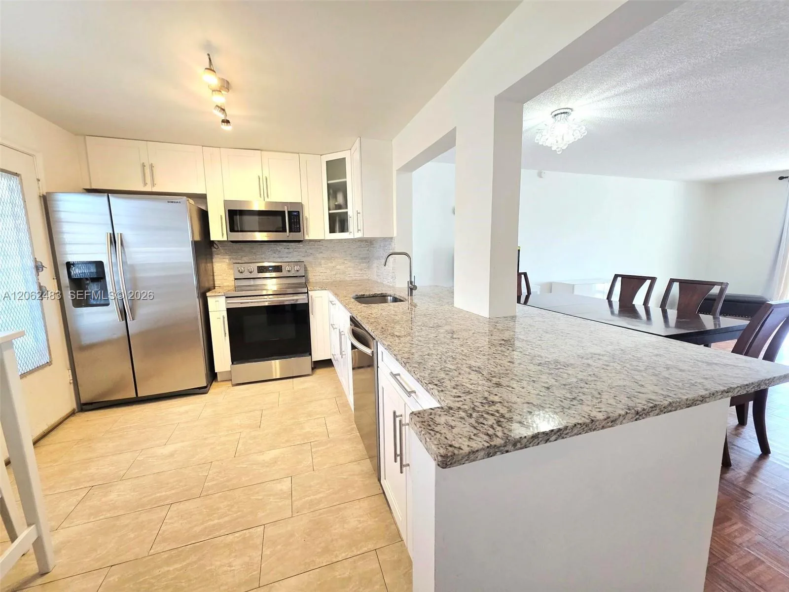 319 NE 14th Ave # 702, Hallandale Beach, FL 33009 photo 9