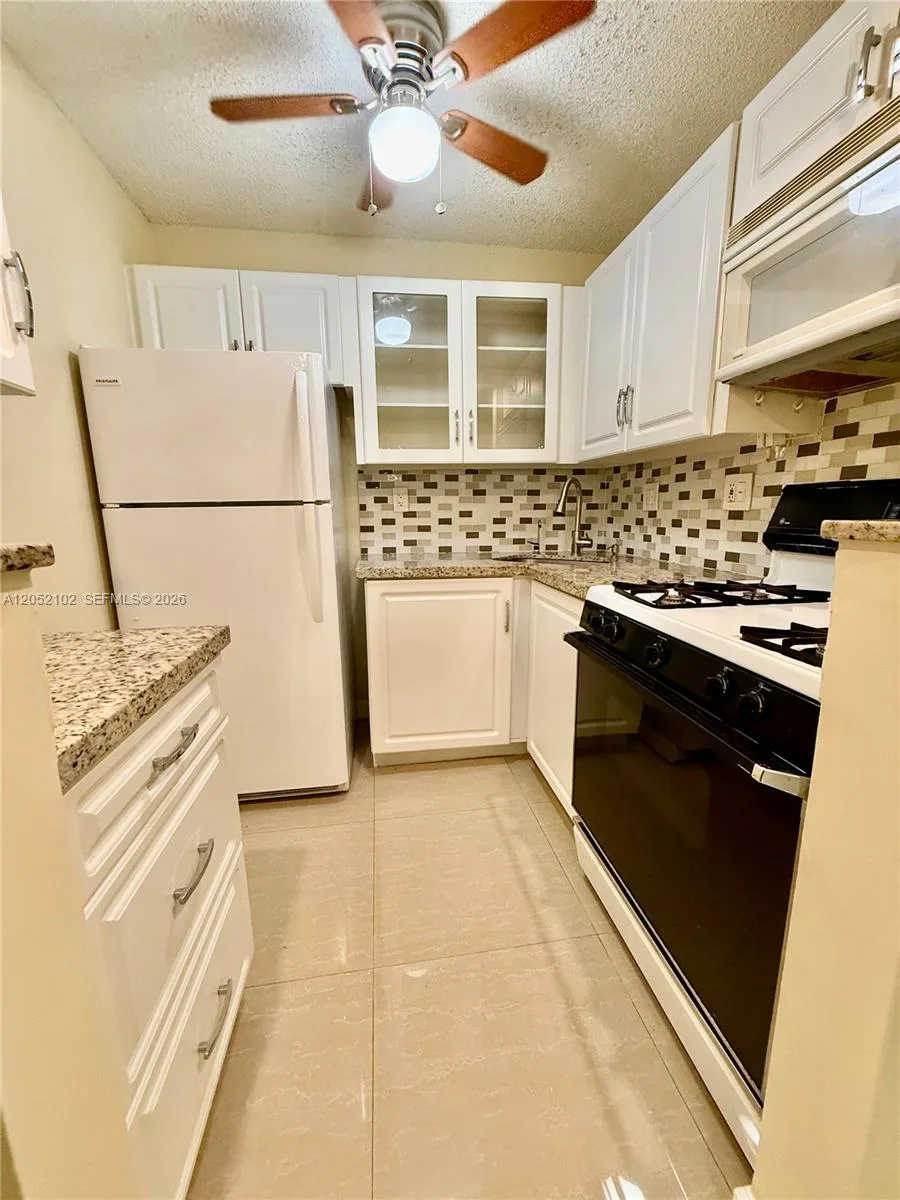 20210 NE 2nd Ave # V4, Miami Gardens, FL 33179