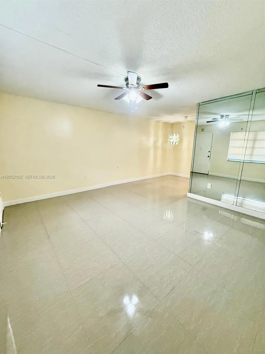20210 NE 2nd Ave # V4, Miami Gardens, FL 33179 photo 3