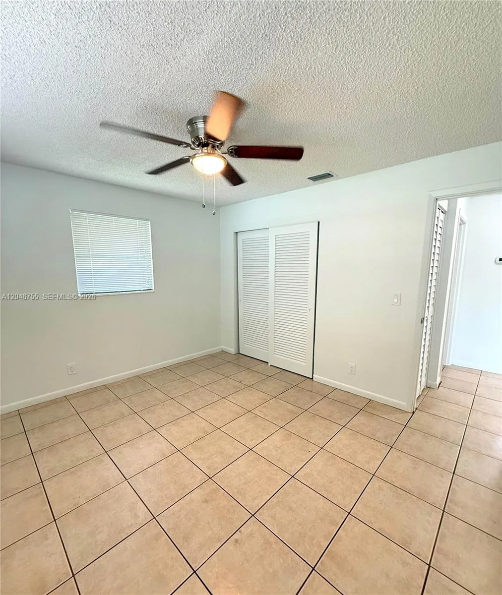 12096 Dolphin Dr, Palm Beach Gardens, FL 33410 photo 8