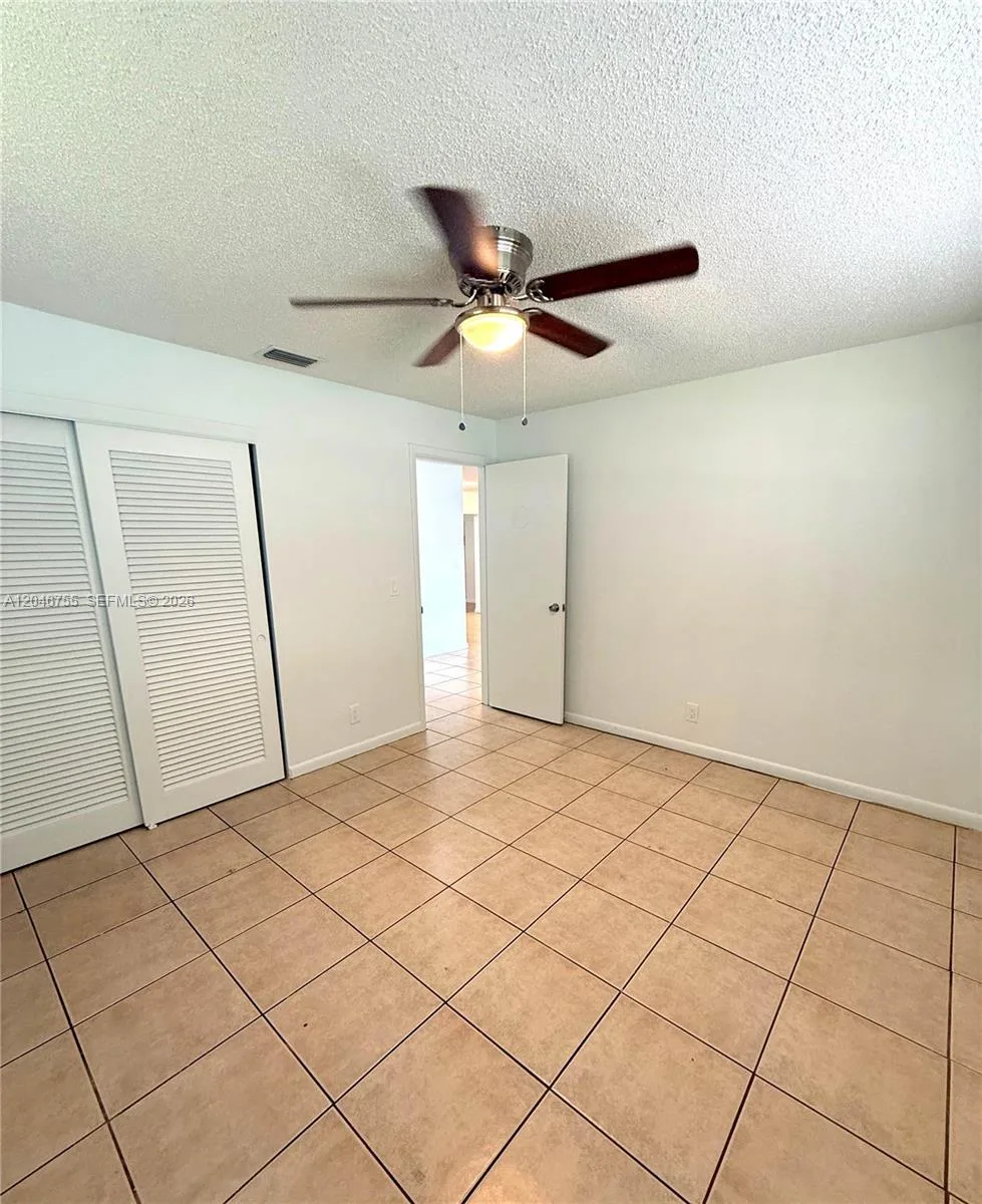 12096 Dolphin Dr, Palm Beach Gardens, FL 33410 photo 9