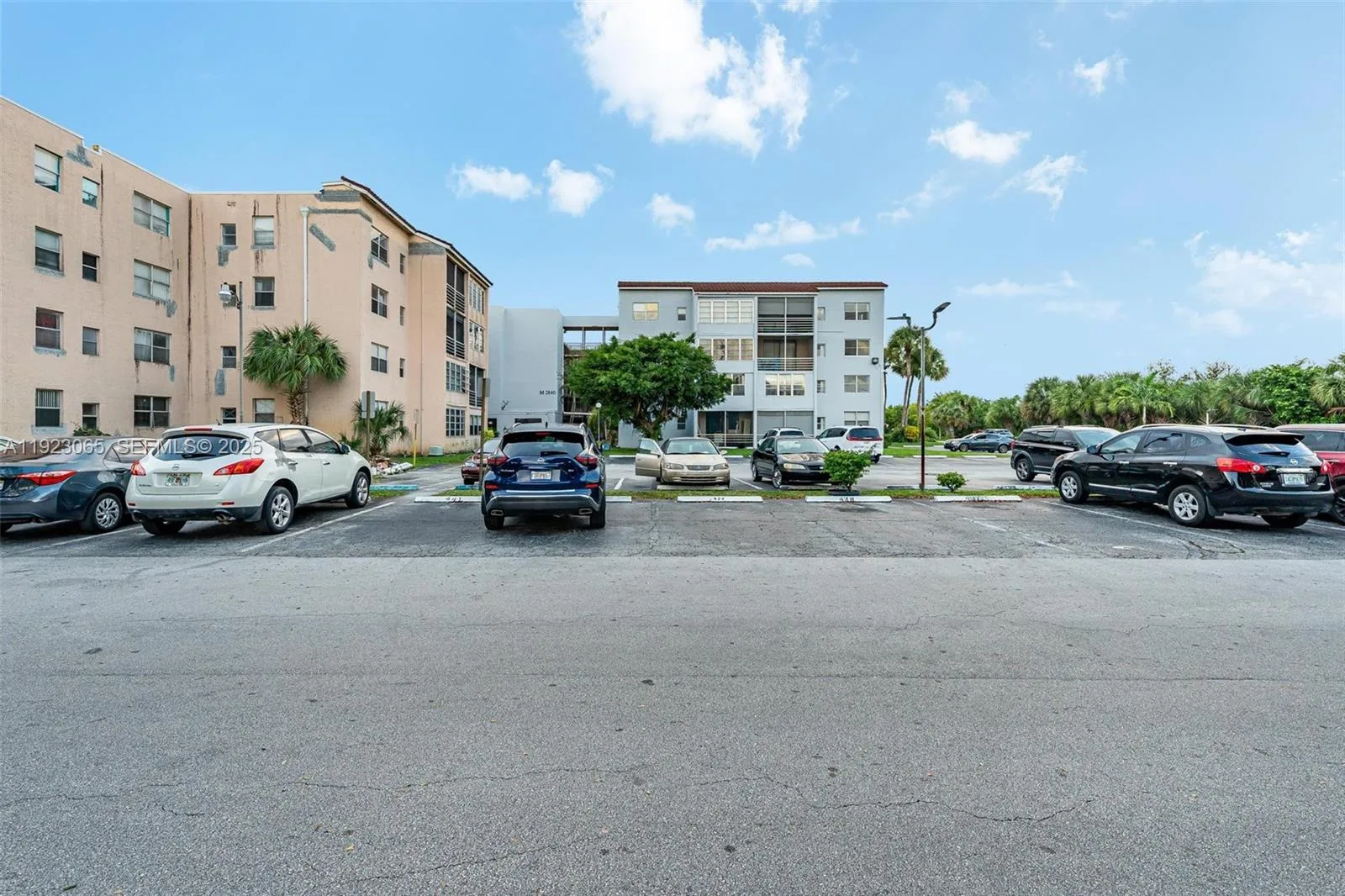 2840 Somerset Dr # 207M, Lauderdale Lakes, FL 33311 photo 10