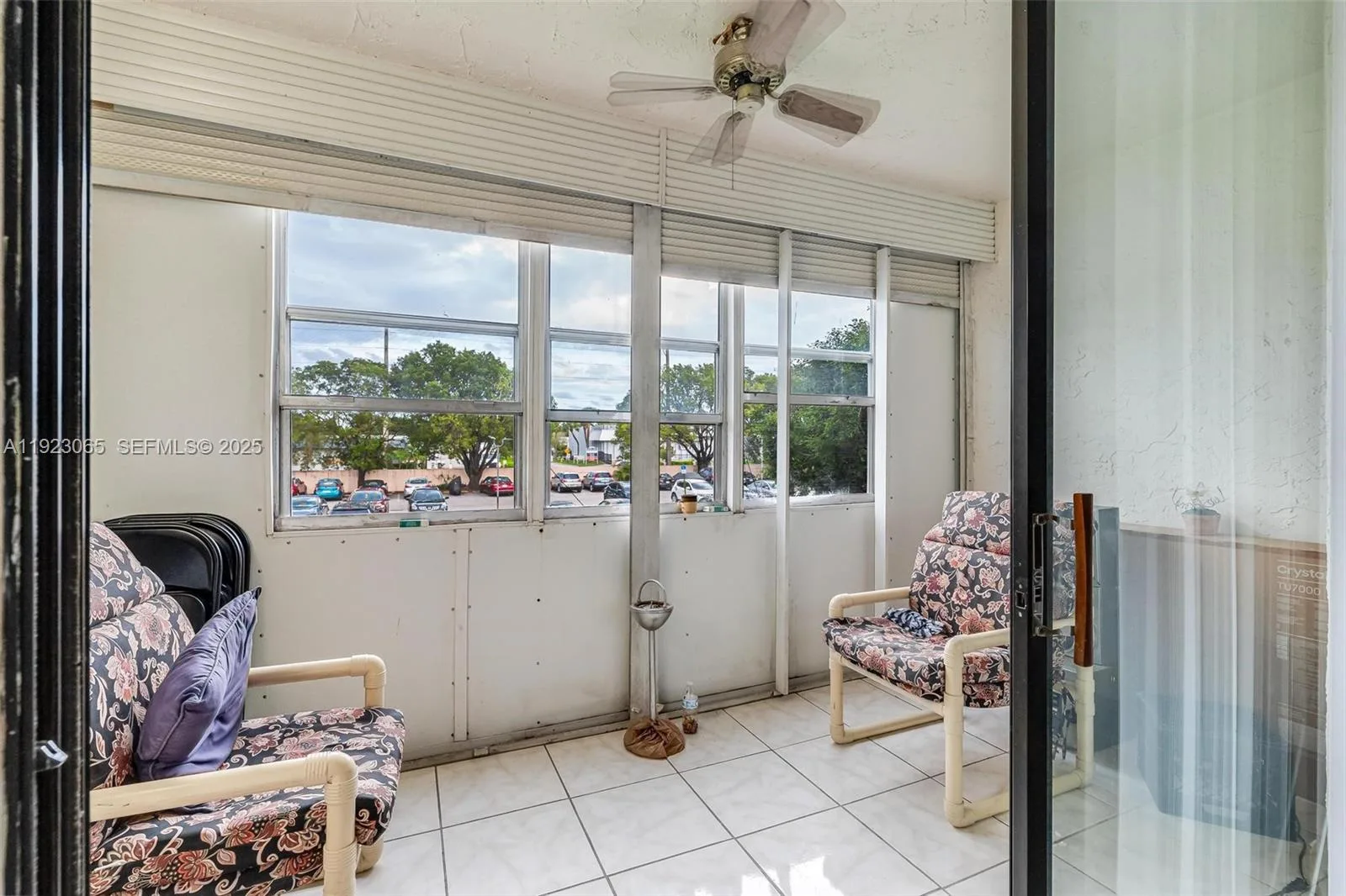 2840 Somerset Dr # 207M, Lauderdale Lakes, FL 33311 photo 11