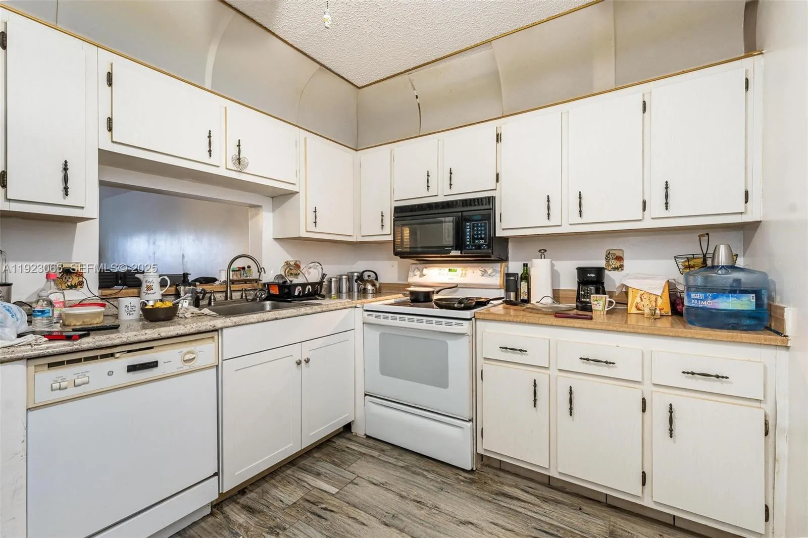 2840 Somerset Dr # 207M, Lauderdale Lakes, FL 33311 photo 5