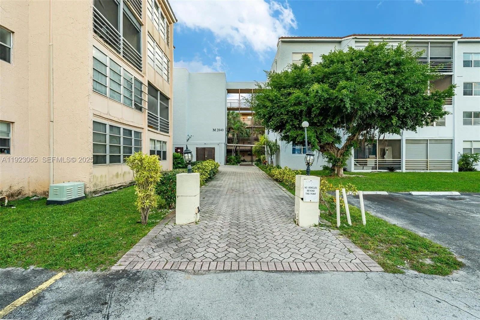 2840 Somerset Dr # 207M, Lauderdale Lakes, FL 33311 photo 9
