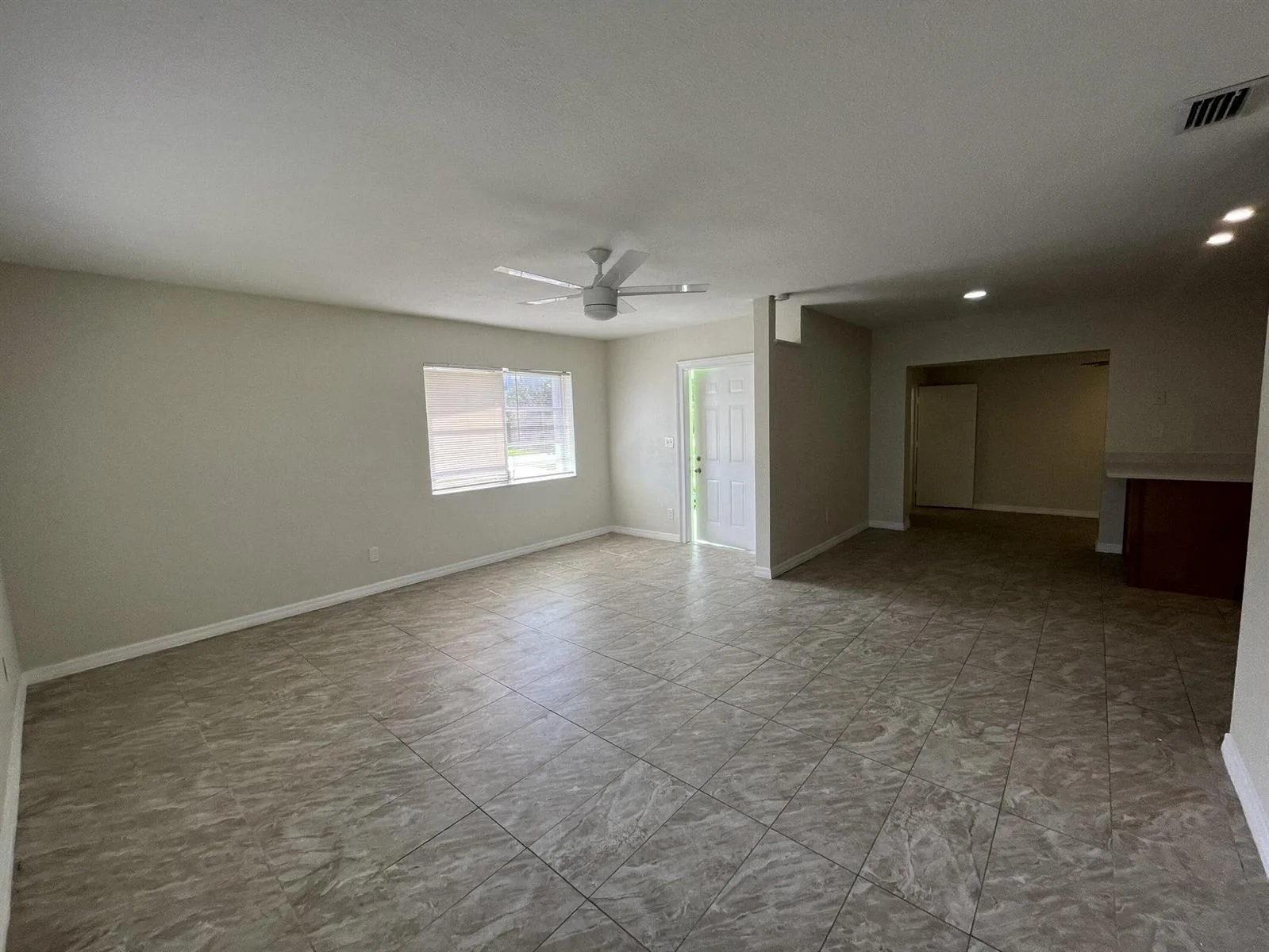 285 SE Abeto Lane, Port St. Lucie, FL 34983 photo 5