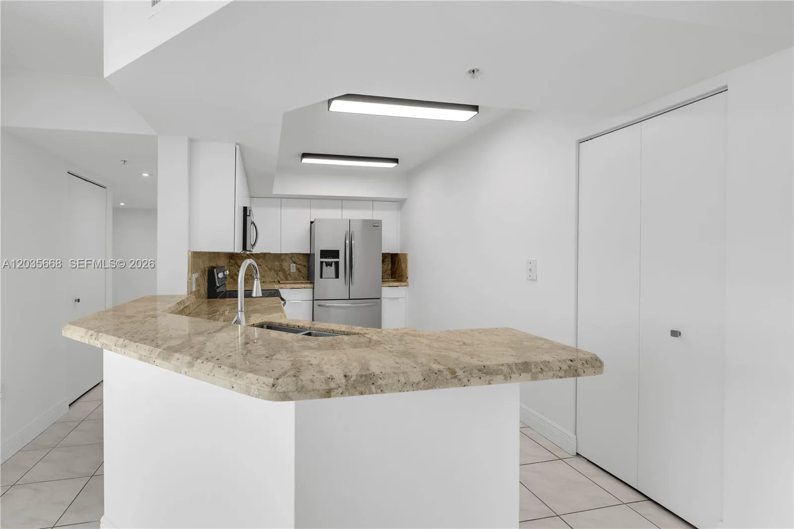 1900 Sunset Harbour Dr # 707, Miami Beach, FL 33139 photo 4