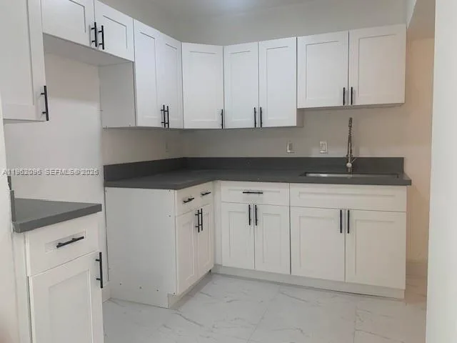 243 SW 21st Way, Fort Lauderdale, FL 33312 photo 7