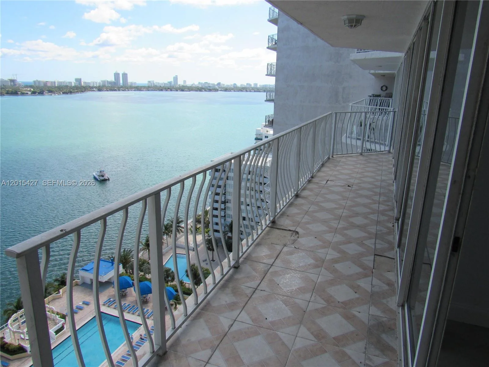 7601 E Treasure Dr # 2210, North Bay Village, FL 33141 photo 7