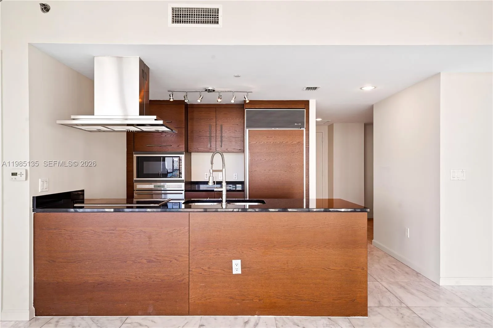 495 Brickell Ave # 3904, Miami, FL 33131 photo 4