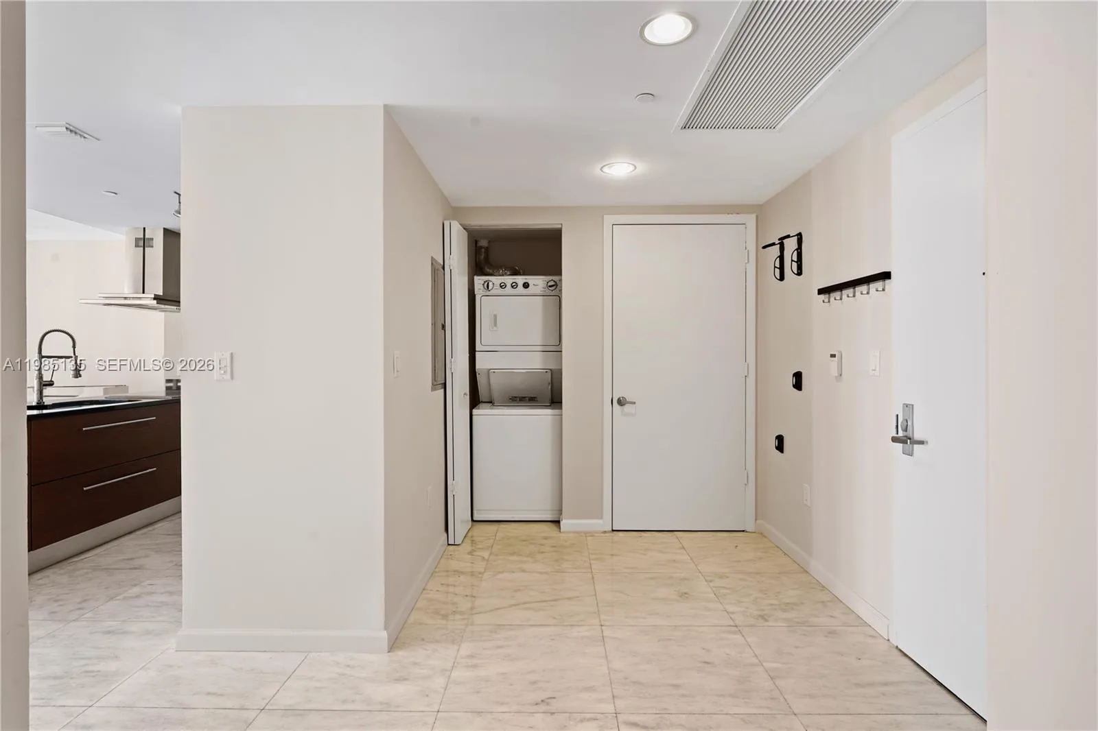 495 Brickell Ave # 3904, Miami, FL 33131 photo 8