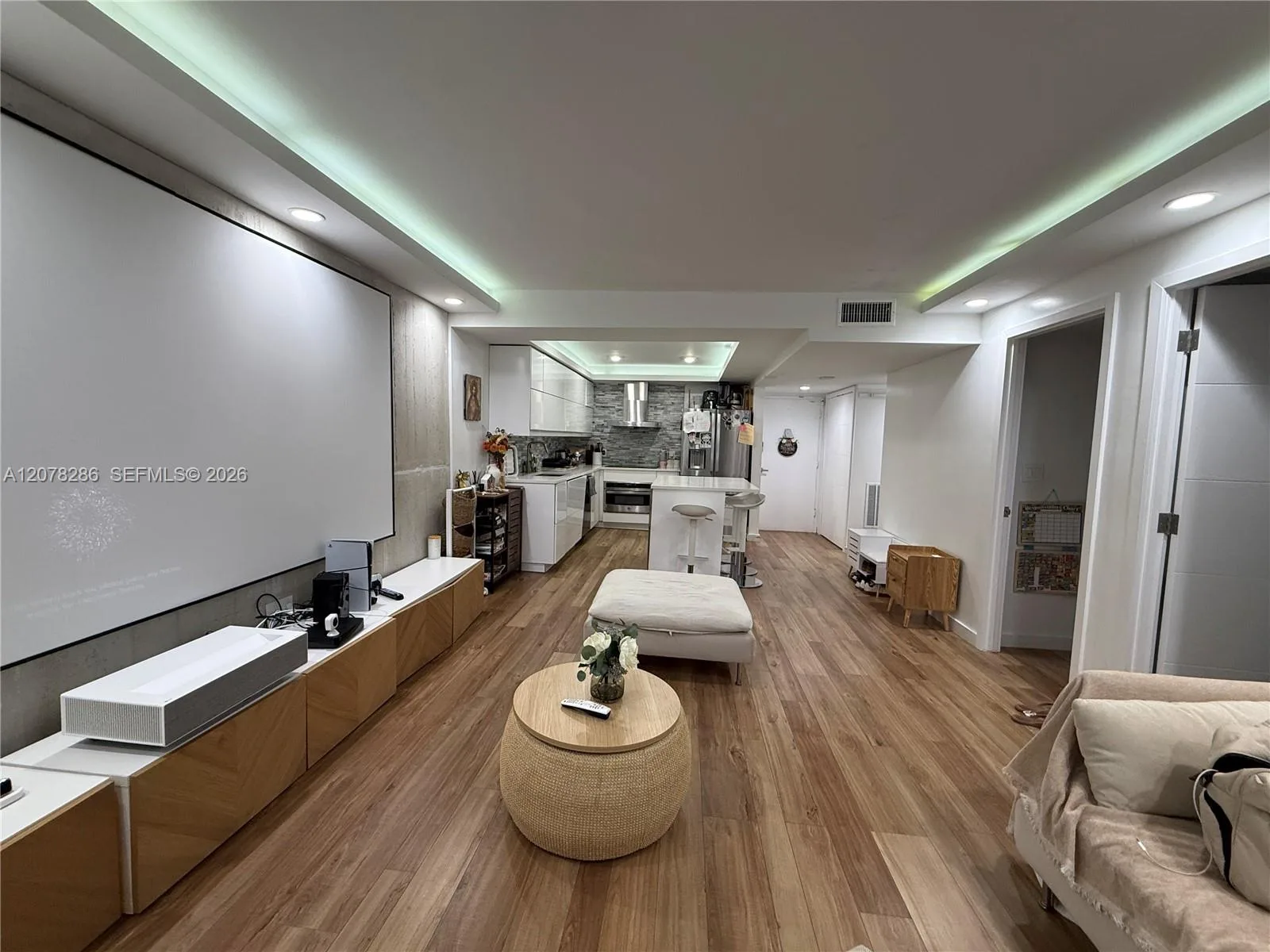 401 Ocean Dr # 325, Miami Beach, FL 33139 photo 3