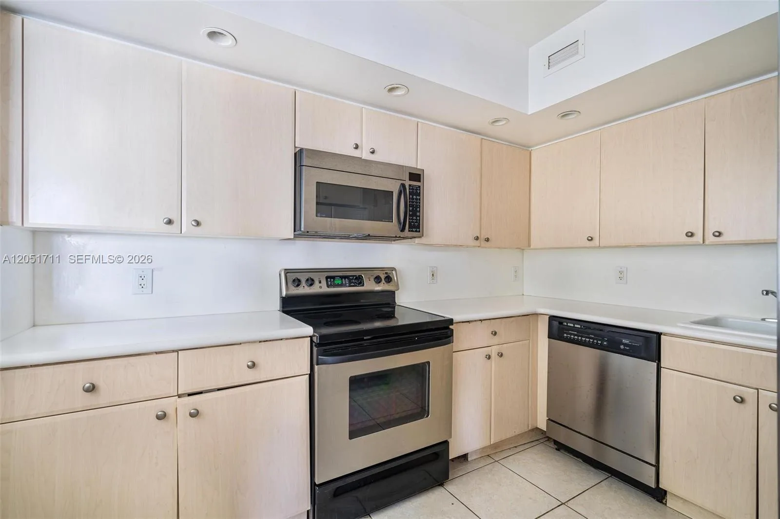 5600 Collins Ave # 7J, Miami Beach, FL 33140 photo 9