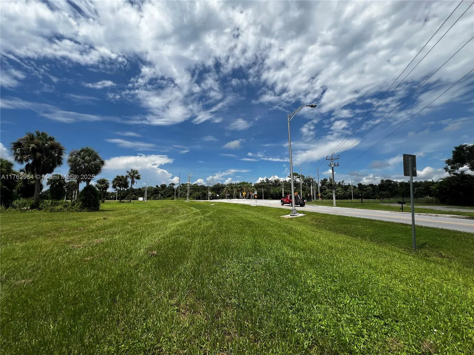 1813 Corbett Road, Cape Coral, FL 33909 photo 2