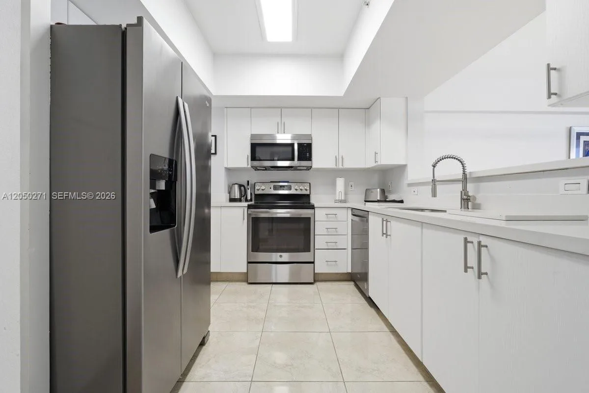 17375 Collins Ave # 1506, Sunny Isles Beach, FL 33160 photo 13