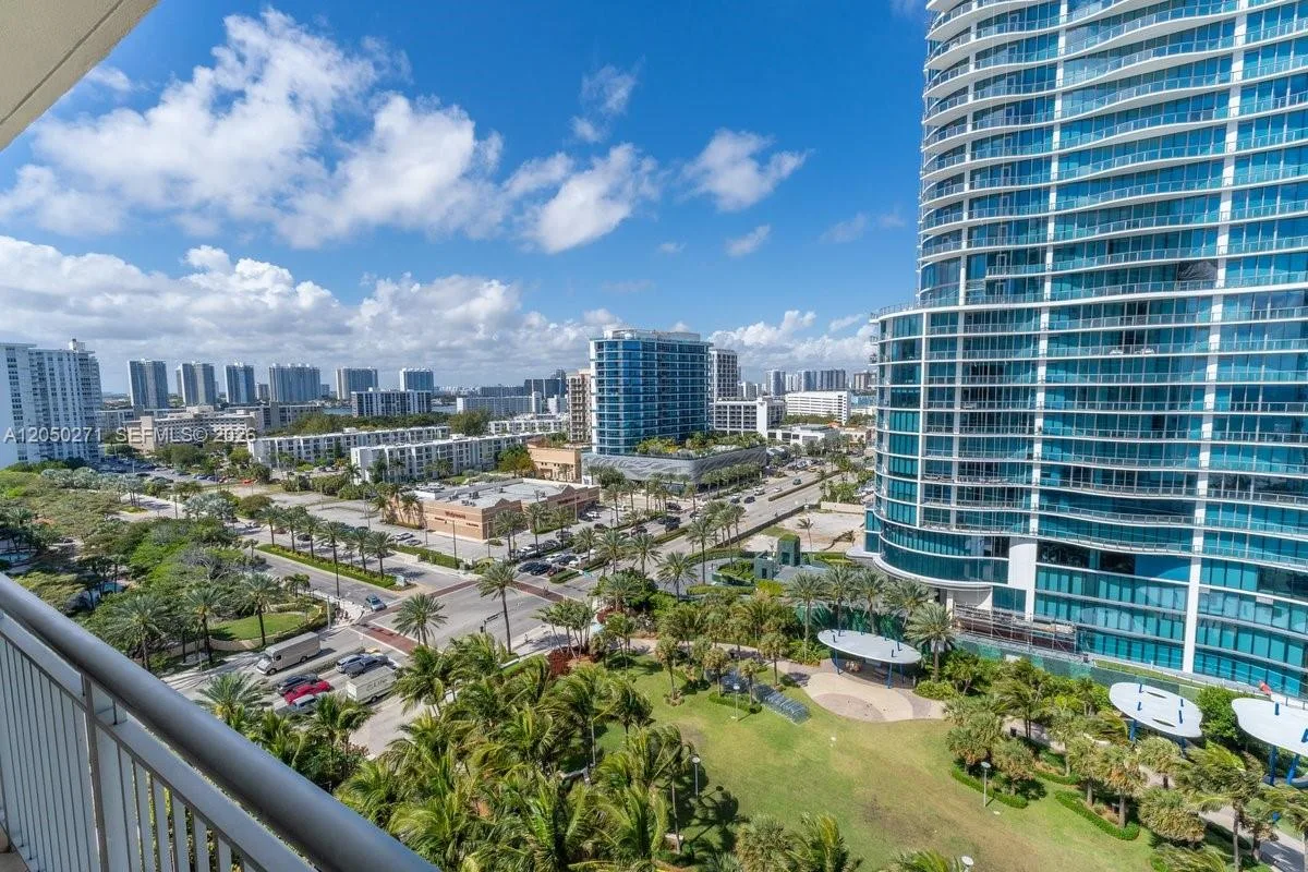 17375 Collins Ave # 1506, Sunny Isles Beach, FL 33160 photo 9