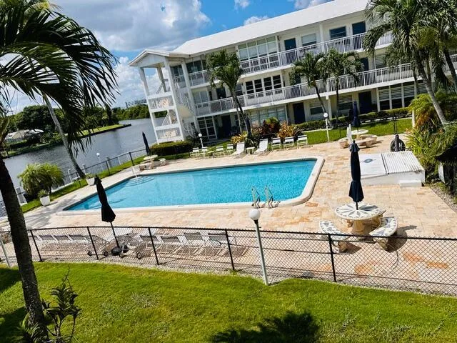 1150 NW 30th Court NW # 203, Wilton Manors, FL 33311