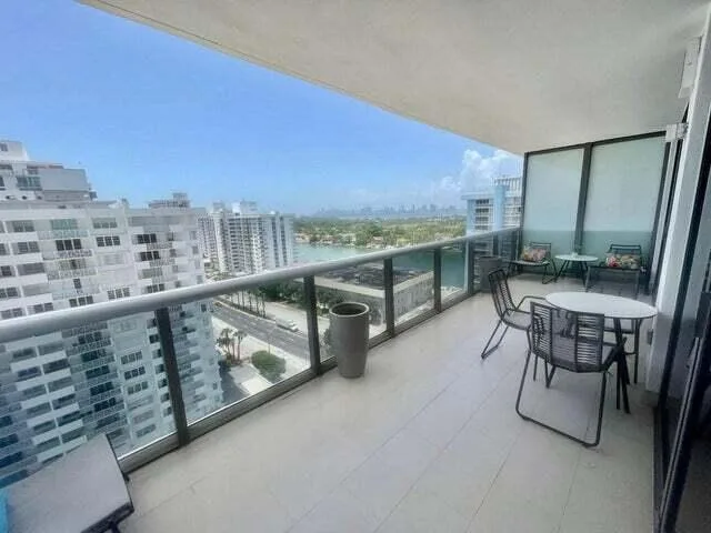 5875 COLLINS Avenue # 1606, Miami Beach, FL 33140 photo 9
