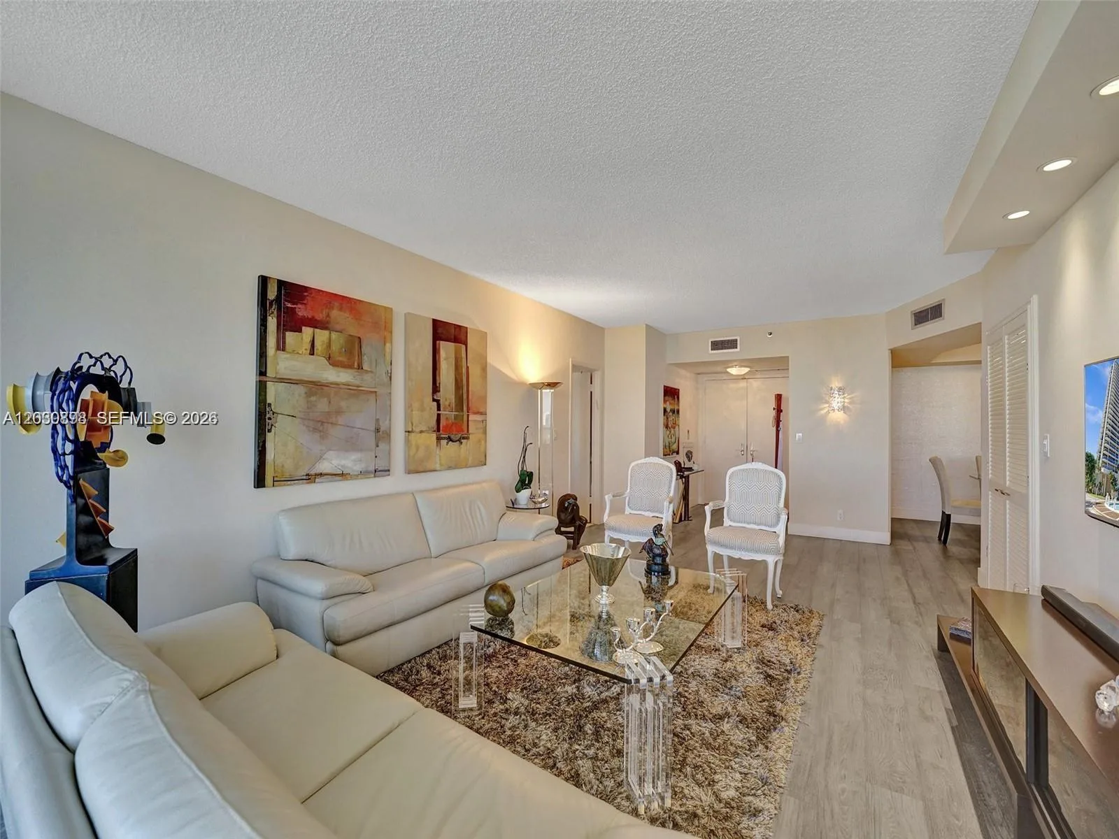 20281 E Country Club Dr # 1609, Aventura, FL 33180 photo 5