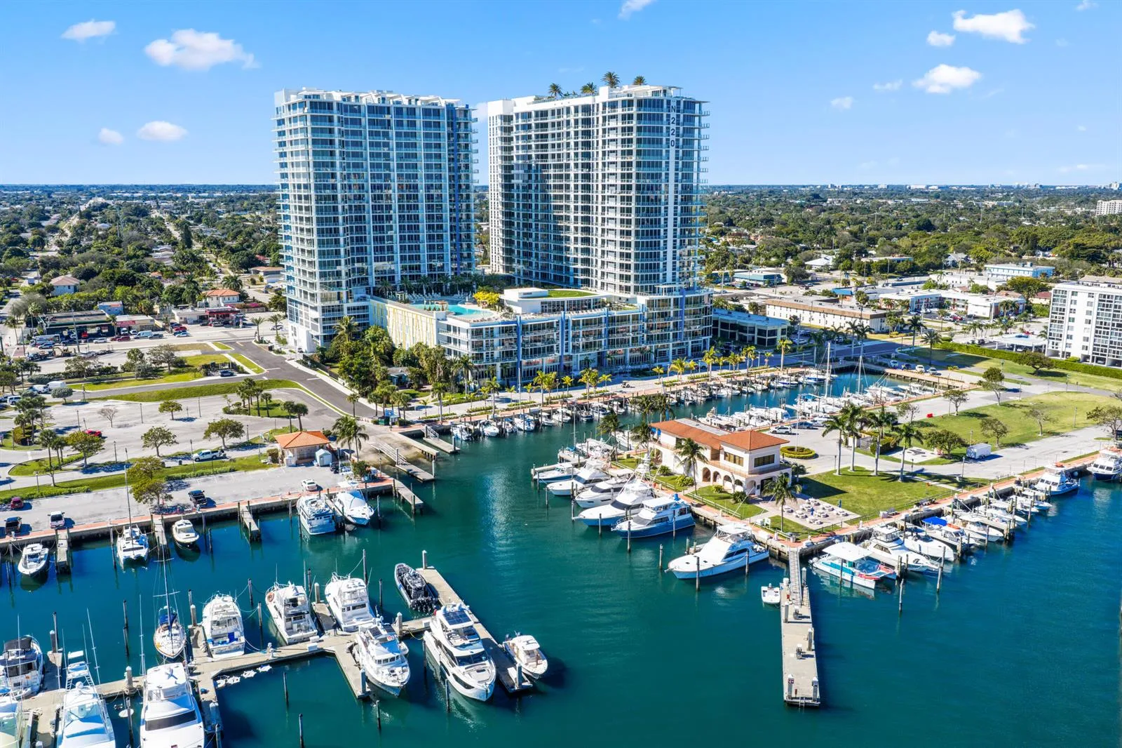 220 Lake Shore Drive # 1125, Lake Park, FL 33403