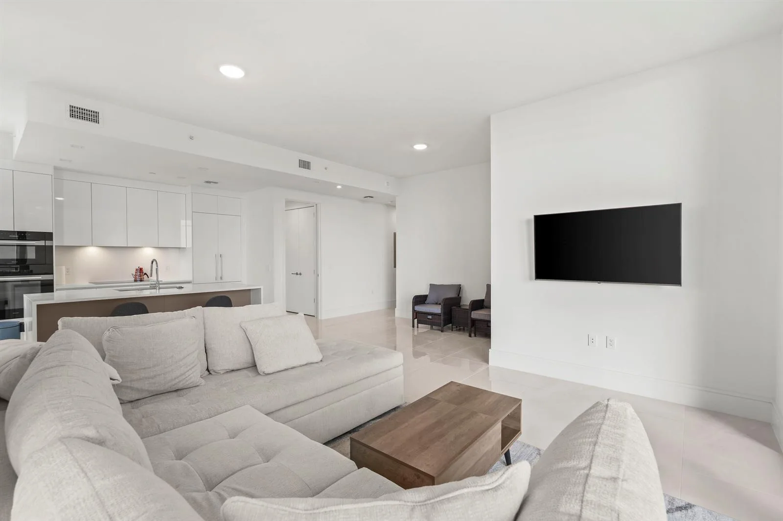 220 Lake Shore Drive # 1125, Lake Park, FL 33403 photo 8