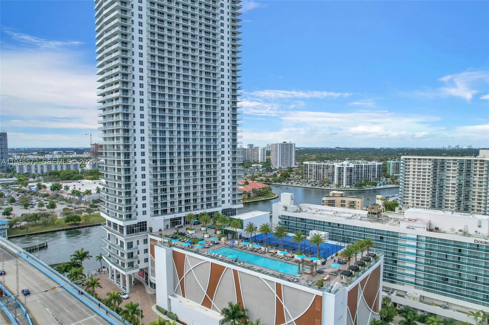 4010 S Ocean Dr # R701, Hollywood, FL 33019