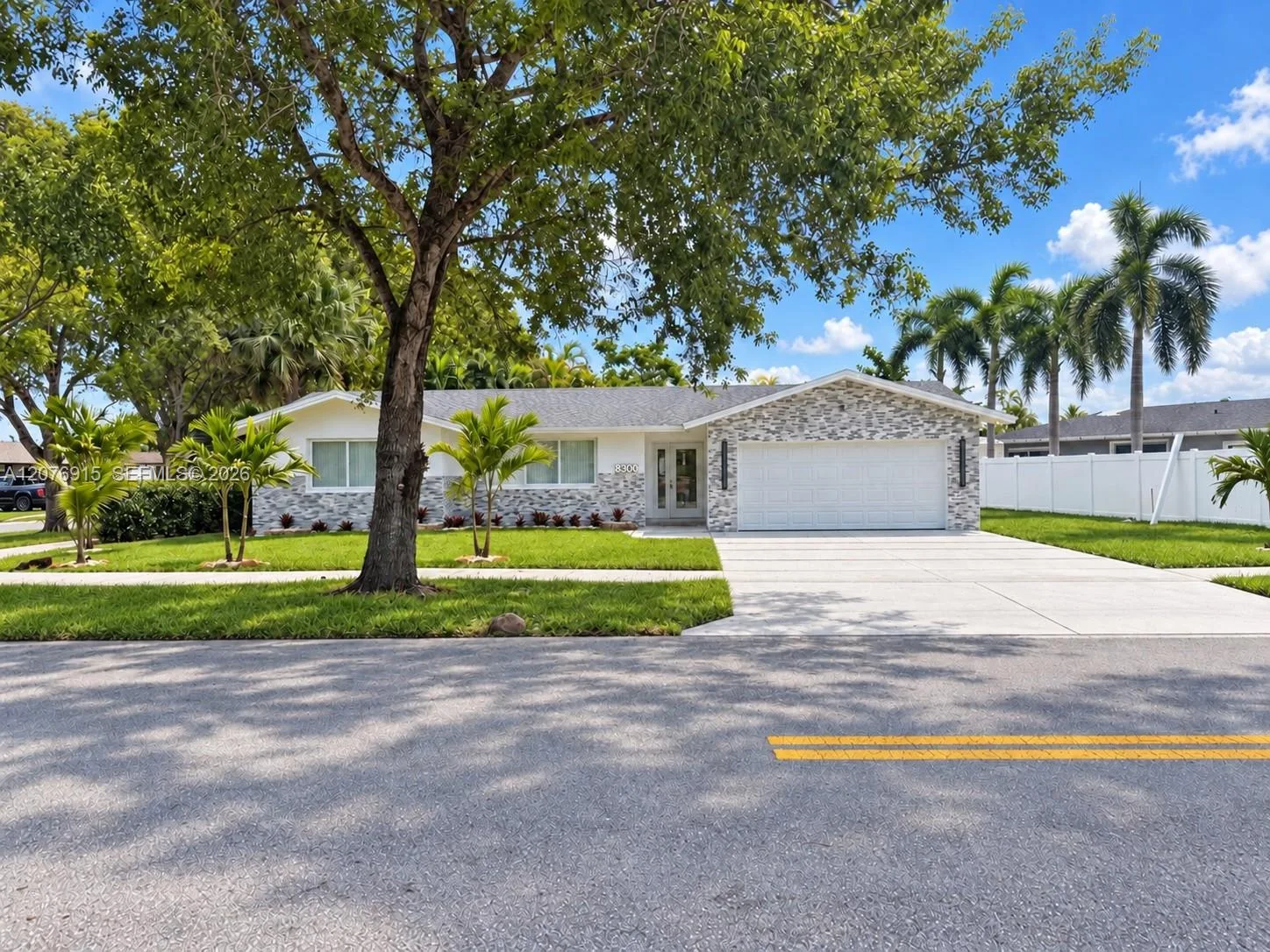 8300 SW 26th Pl, Davie, FL 33328