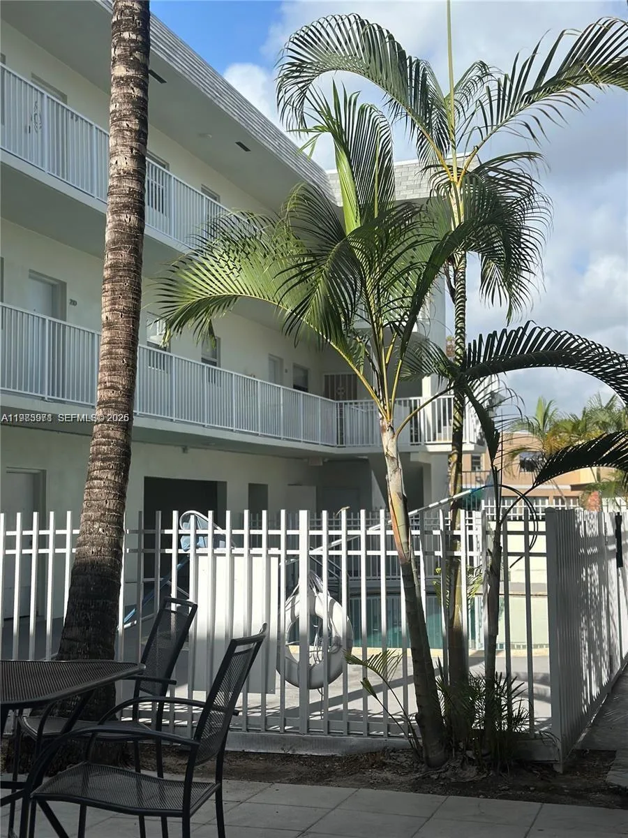 12890 NE 8th Ave # 101, North Miami, FL 33161 photo 3