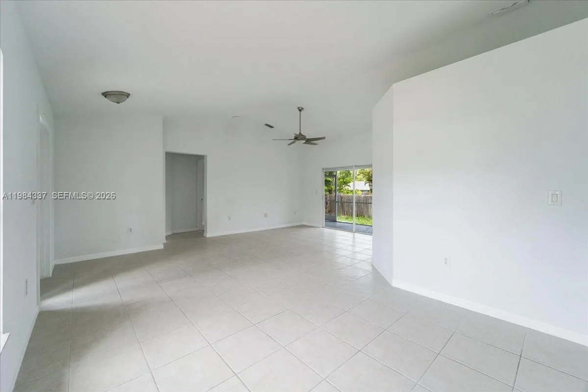19063 MIAMI BLVD, Fort Myers, FL 33967 photo 3