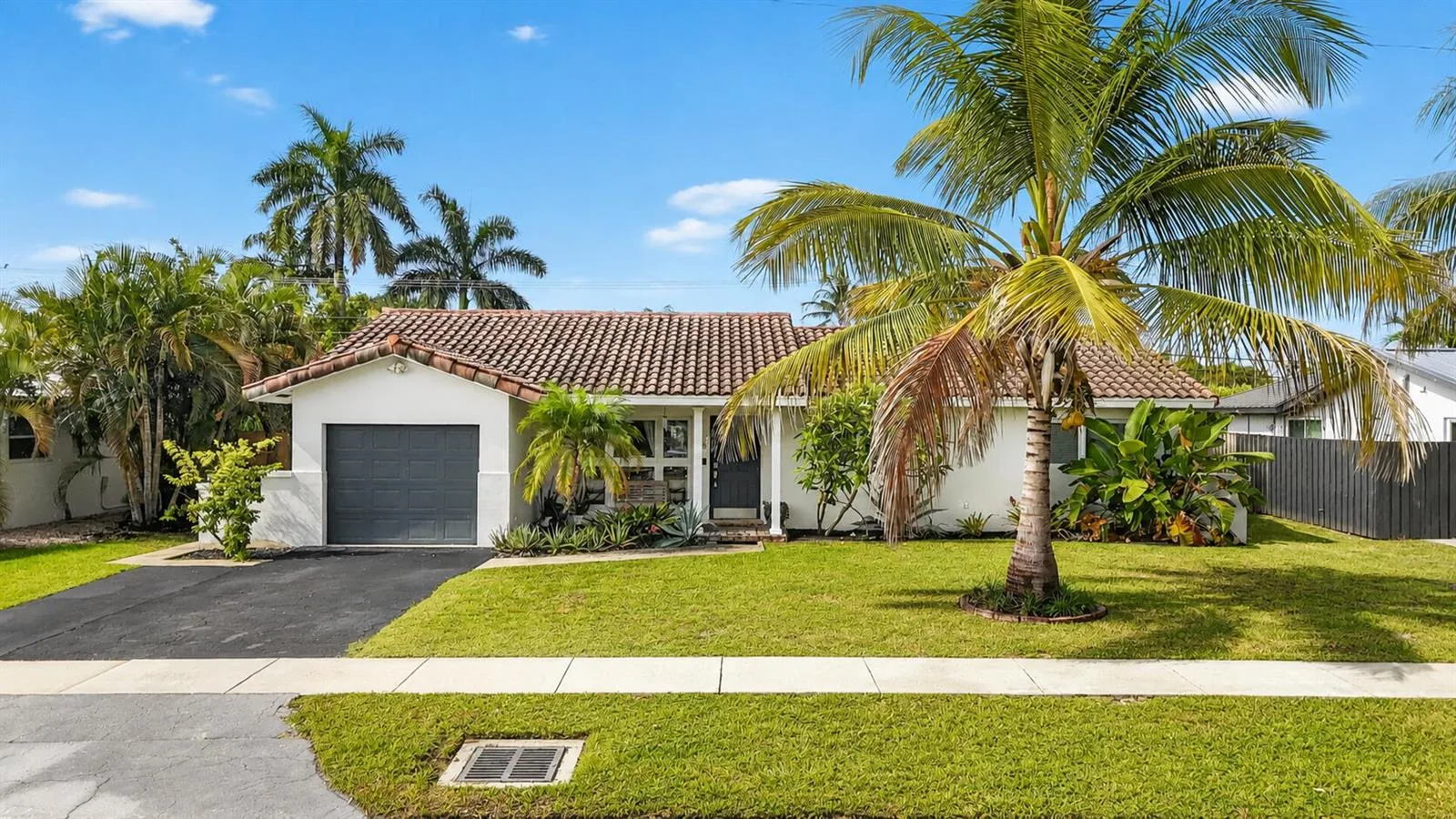438 SW 9TH Avenue, Boca Raton, FL 33486