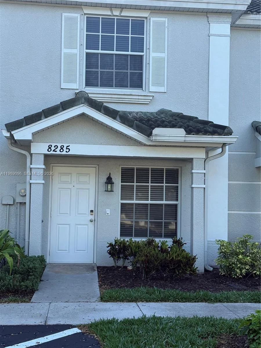 8285 Pacific Beach Dr. # 0, Fort Myers, FL 33966