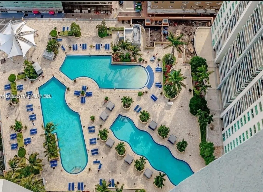 244 Biscayne Blvd # 440, Miami, FL 33132 photo 2
