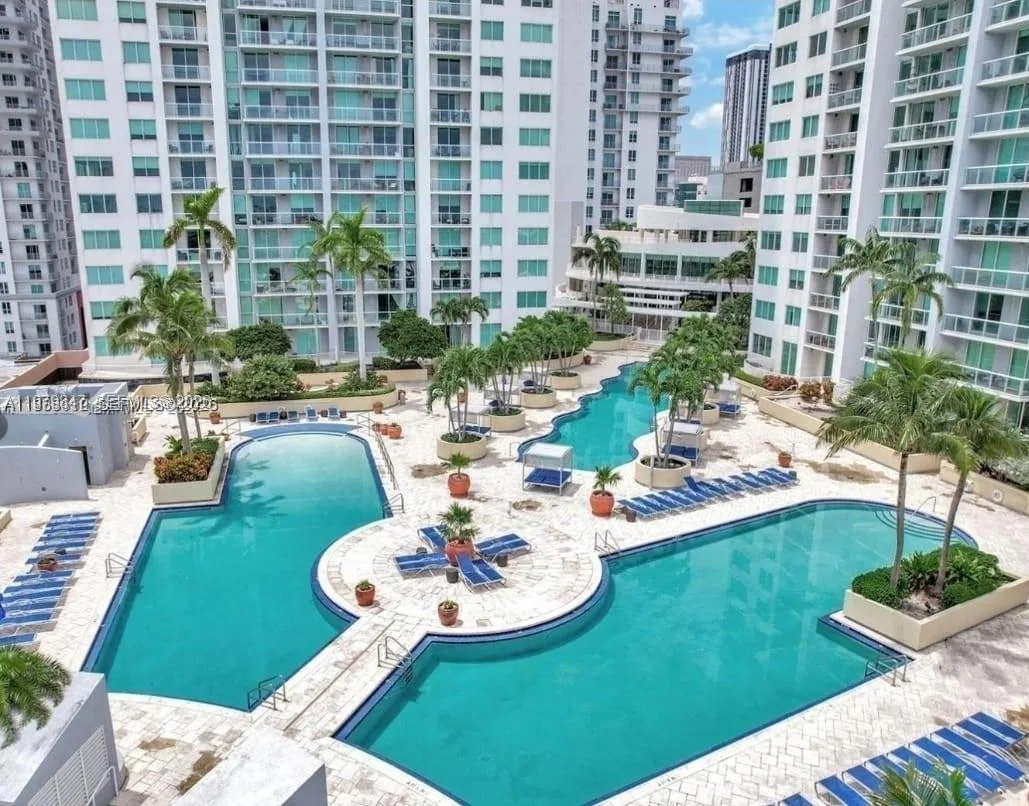 244 Biscayne Blvd # 440, Miami, FL 33132 photo 3