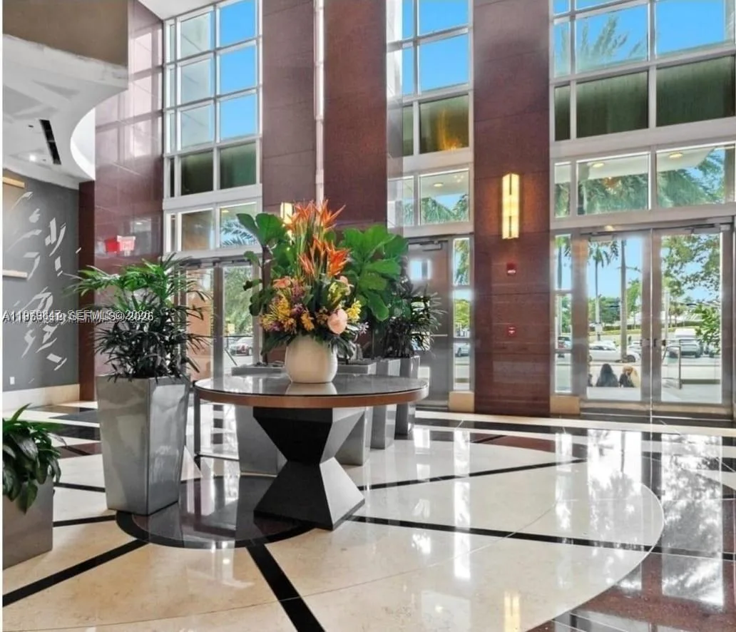 244 Biscayne Blvd # 440, Miami, FL 33132 photo 5