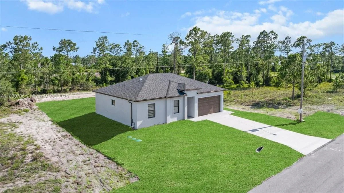 1212 Edelweiss St E, Lehigh Acres, FL 33974 photo 3