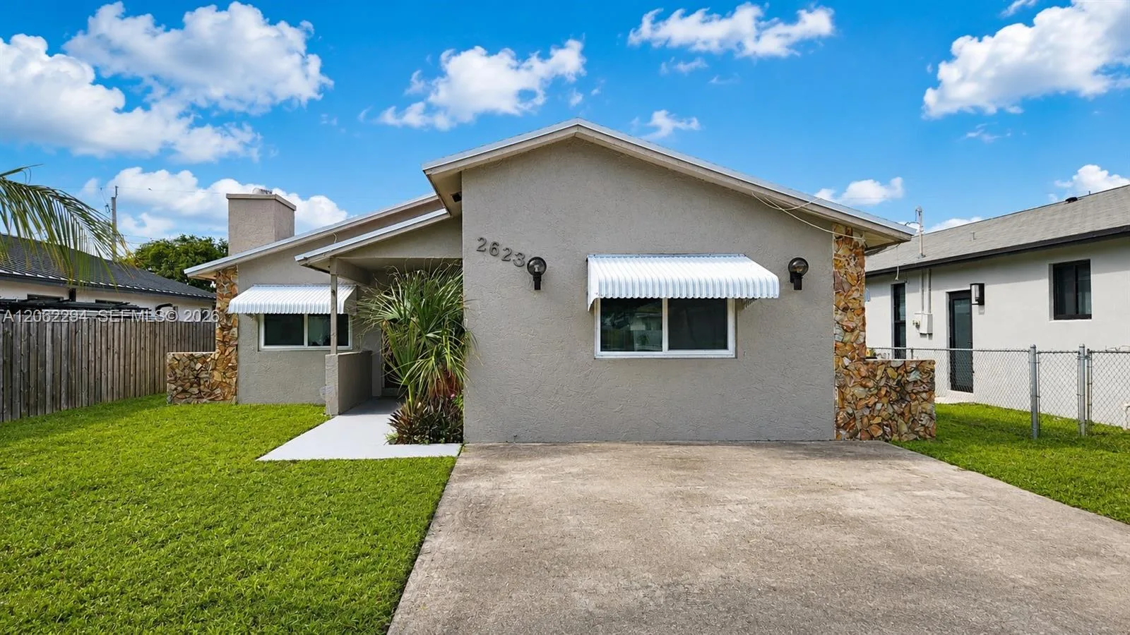 2623 Harding St, Hollywood, FL 33020