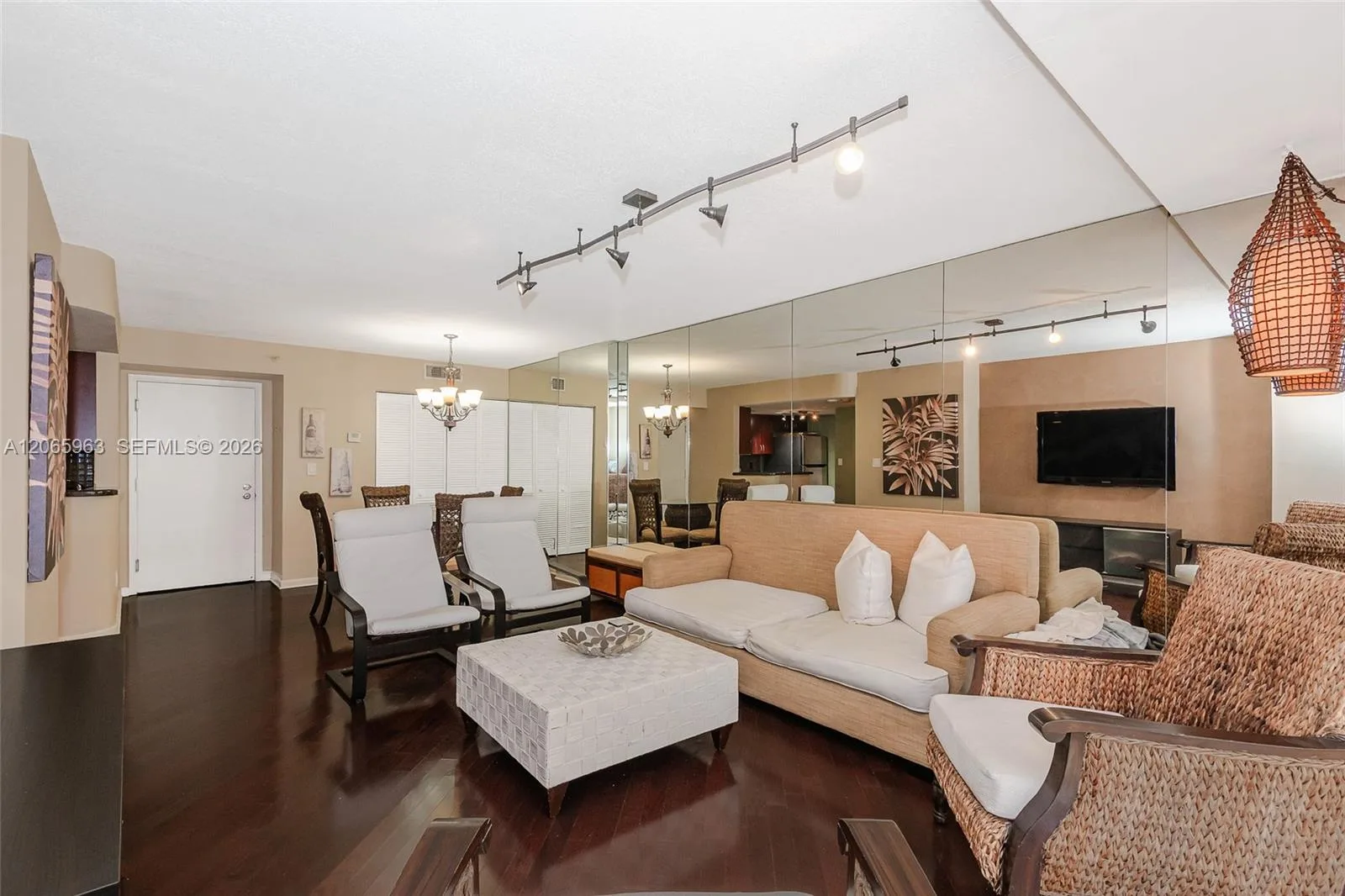 770 Claughton Island Dr # 809, Miami, FL 33131 photo 6