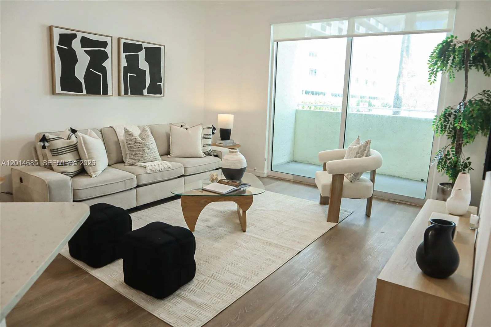 9172 Collins Ave # 212, Surfside, FL 33154
