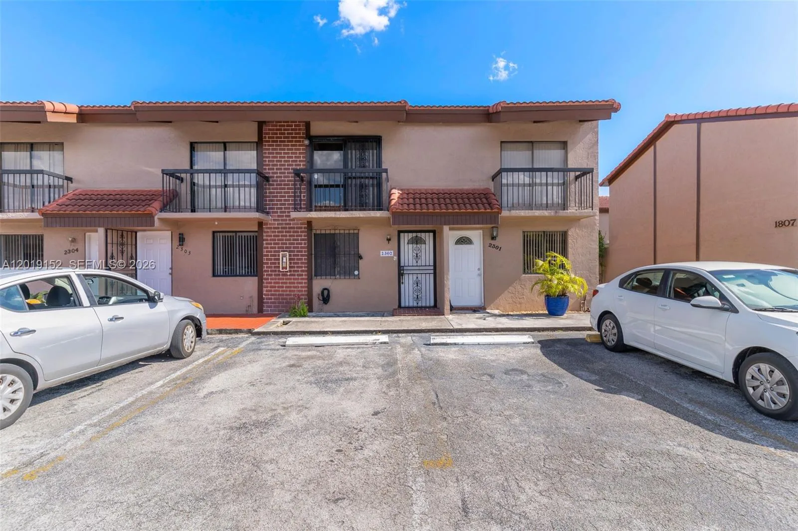 1811 SW 107th Ave # 2302, Miami, FL 33165 photo 2