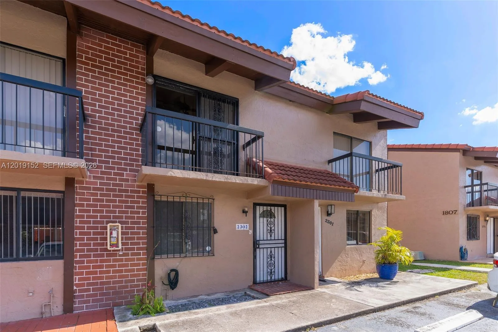 1811 SW 107th Ave # 2302, Miami, FL 33165 photo 3