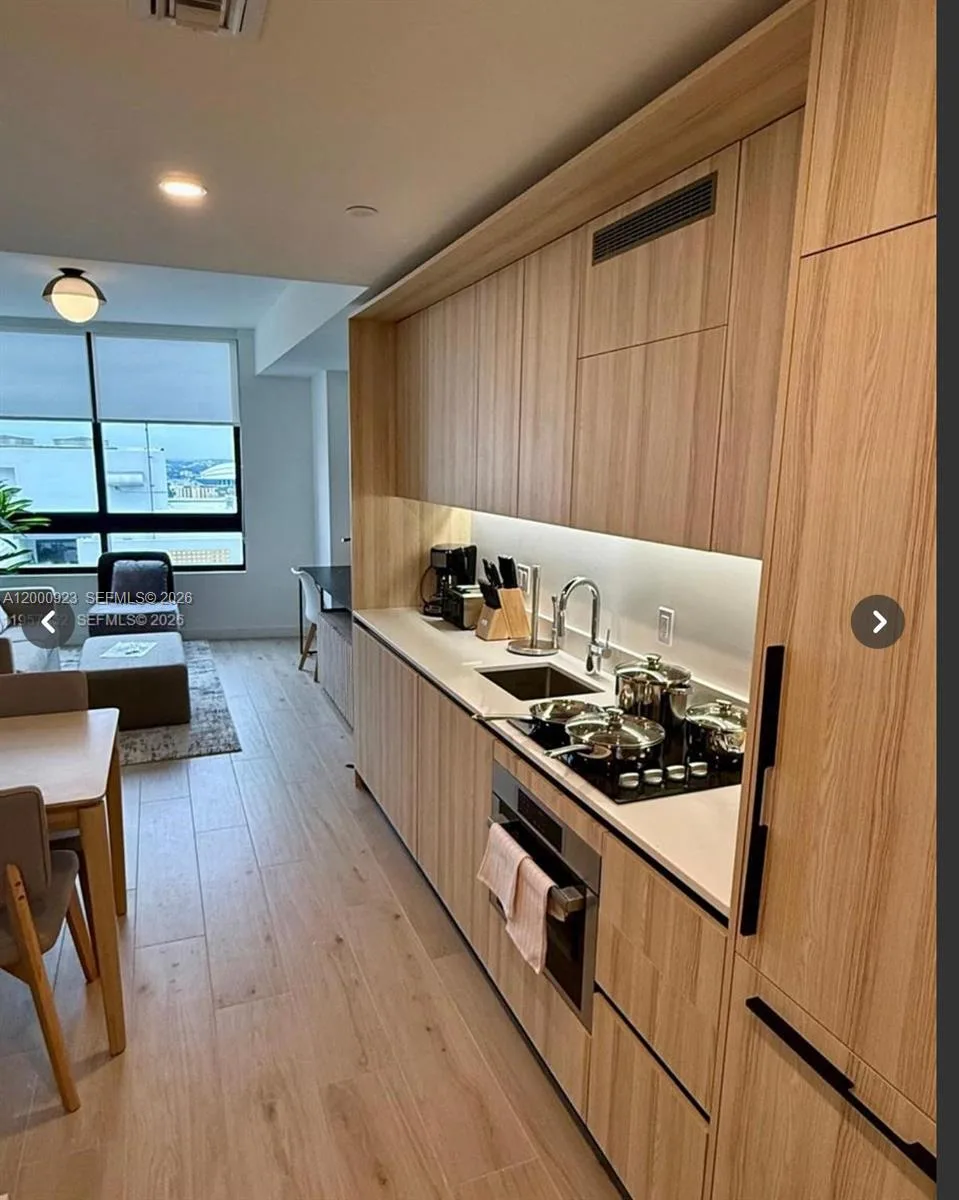 225 N Miami Ave # 212, Miami, FL 33128 photo 3