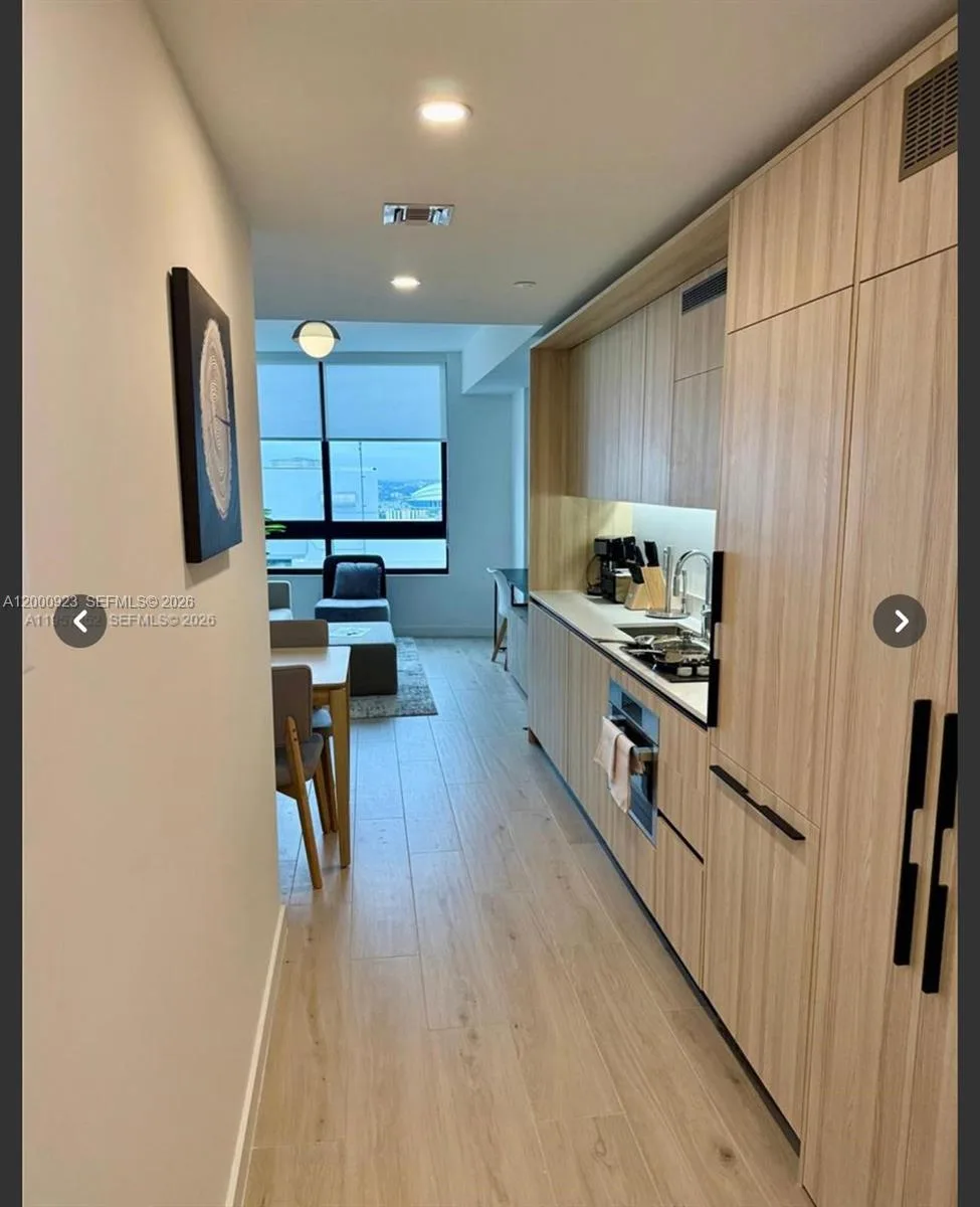 225 N Miami Ave # 212, Miami, FL 33128 photo 4