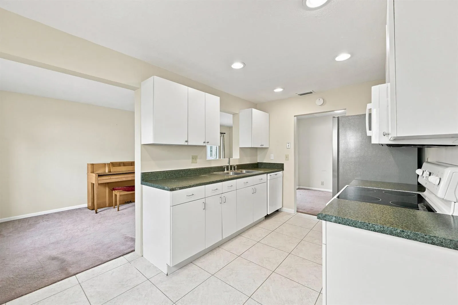 1901 SW 17TH Street, Boynton Beach, FL 33426 photo 9