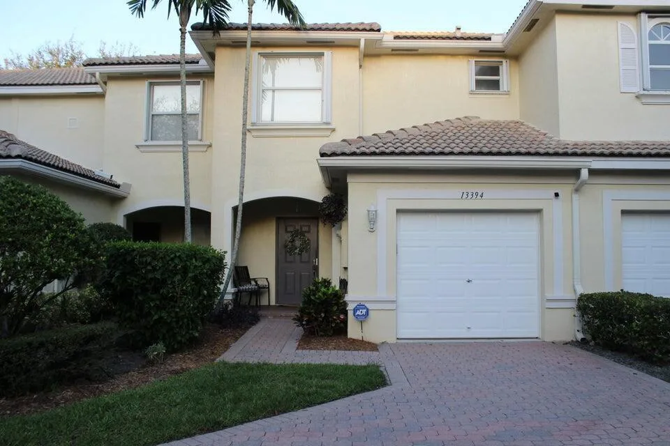13394 Georgian Court, Wellington, FL 33414