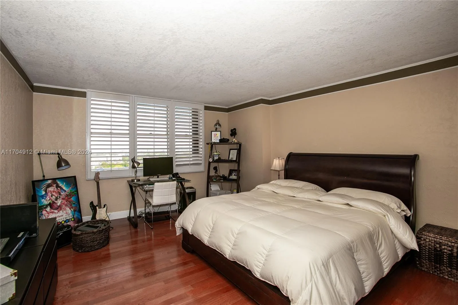 1800 NE 114th St # 1911, Miami, FL 33181 photo 10