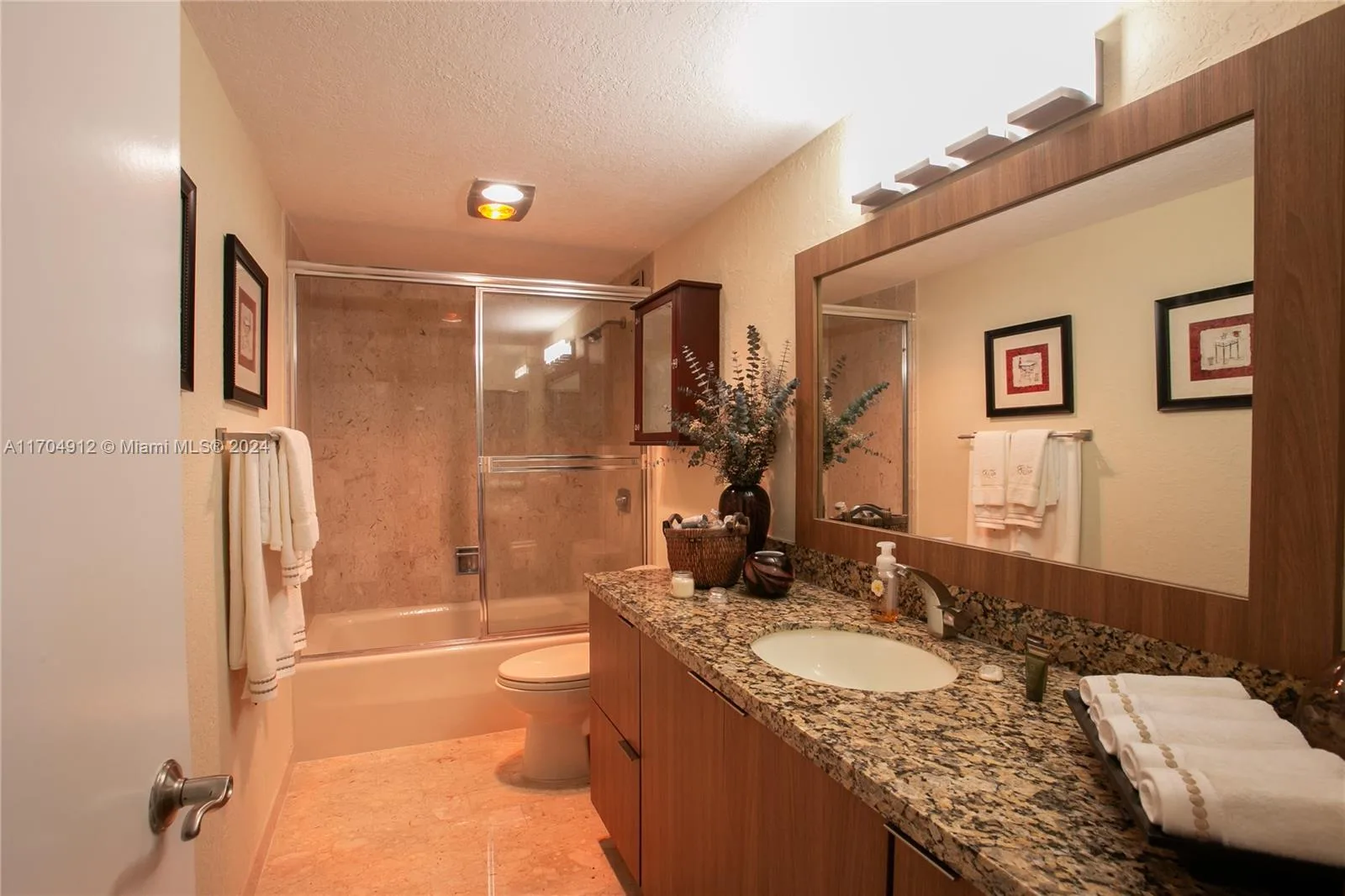 1800 NE 114th St # 1911, Miami, FL 33181 photo 11
