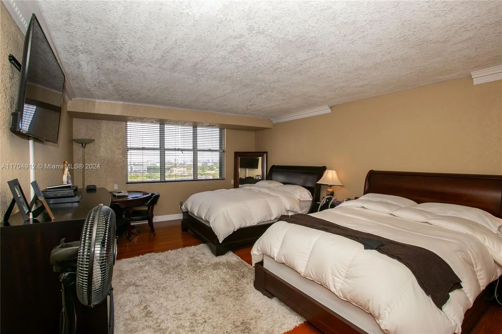1800 NE 114th St # 1911, Miami, FL 33181 photo 12